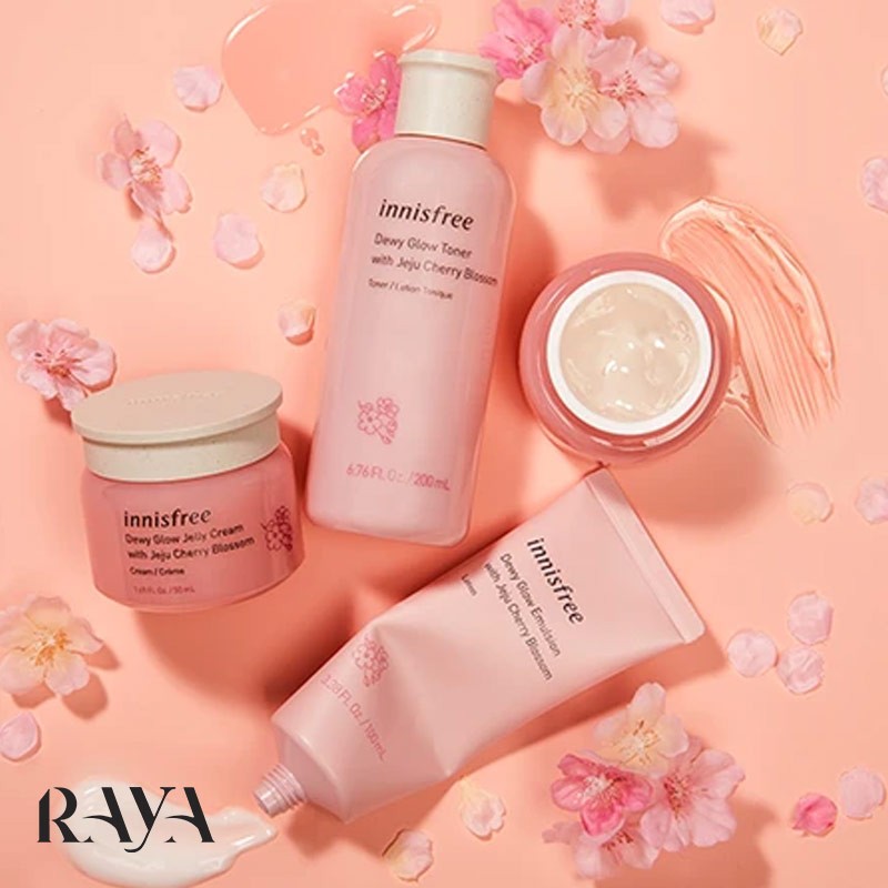 تونر درخشان کننده شکوفه گیلاس اینسفری حجم 15 و 50 میلی لیتر Innisfree Dewy Glow Toner With Jeju Cherry Blossom